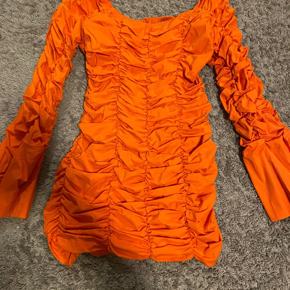 ORANGE BUNGEE DRESS
